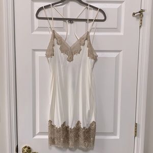 NWT! Soma Intimates Lace Trim Nightgown Lingerie Slip